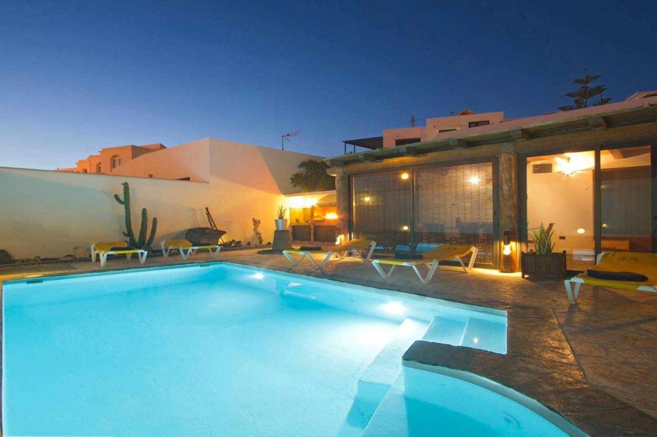 V Princesa Piscina Con Piscina Climatizada Y Bbq Puerto del Carmen  Eksteriør bilde